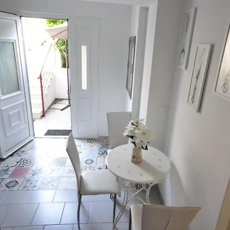 Apartamento Apartment Stay Inn *