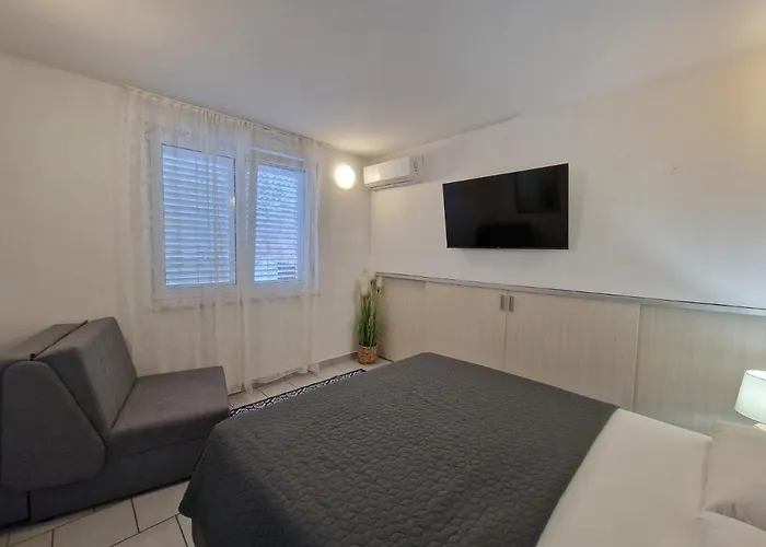Apartment Stay Inn * Σπλιτ